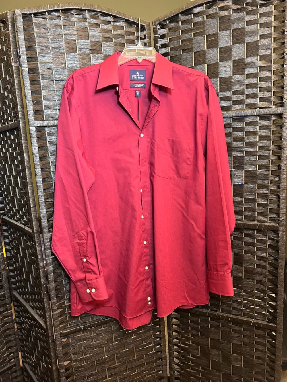Stafford Men's Dress Shirt 16.5 34/35 Regular Fit Red Performance Super Shirt